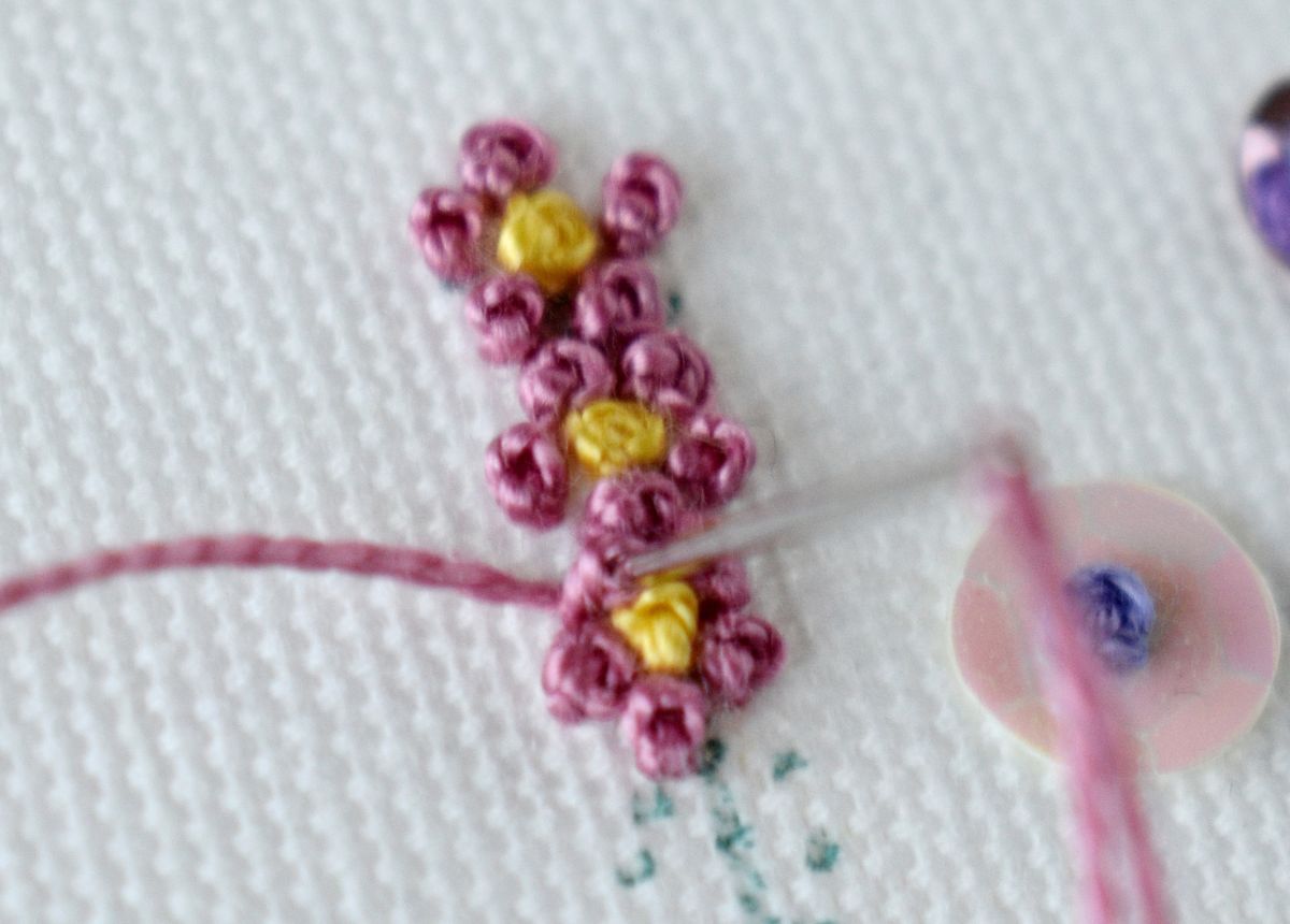 Micro flowers with French Knot technique 2 image