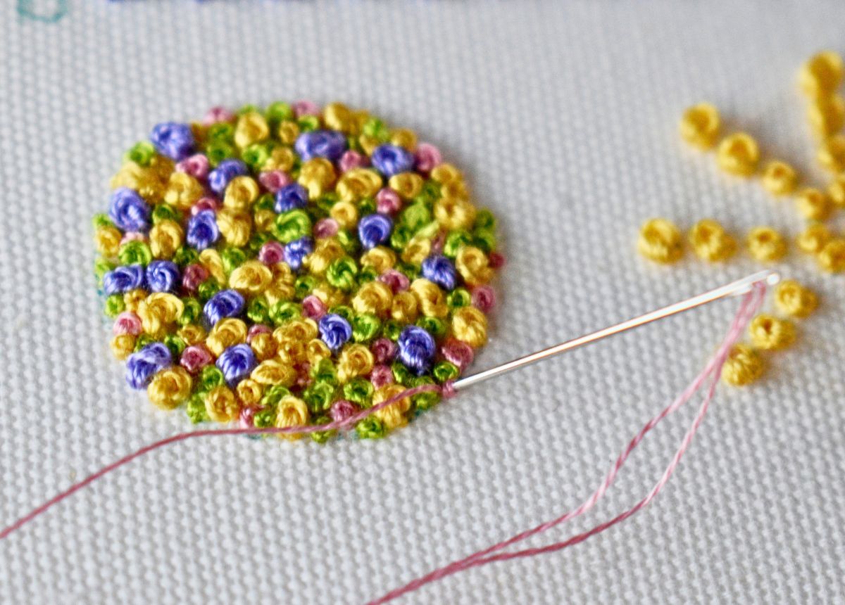 Multicolored filling with French Knots step 5 image